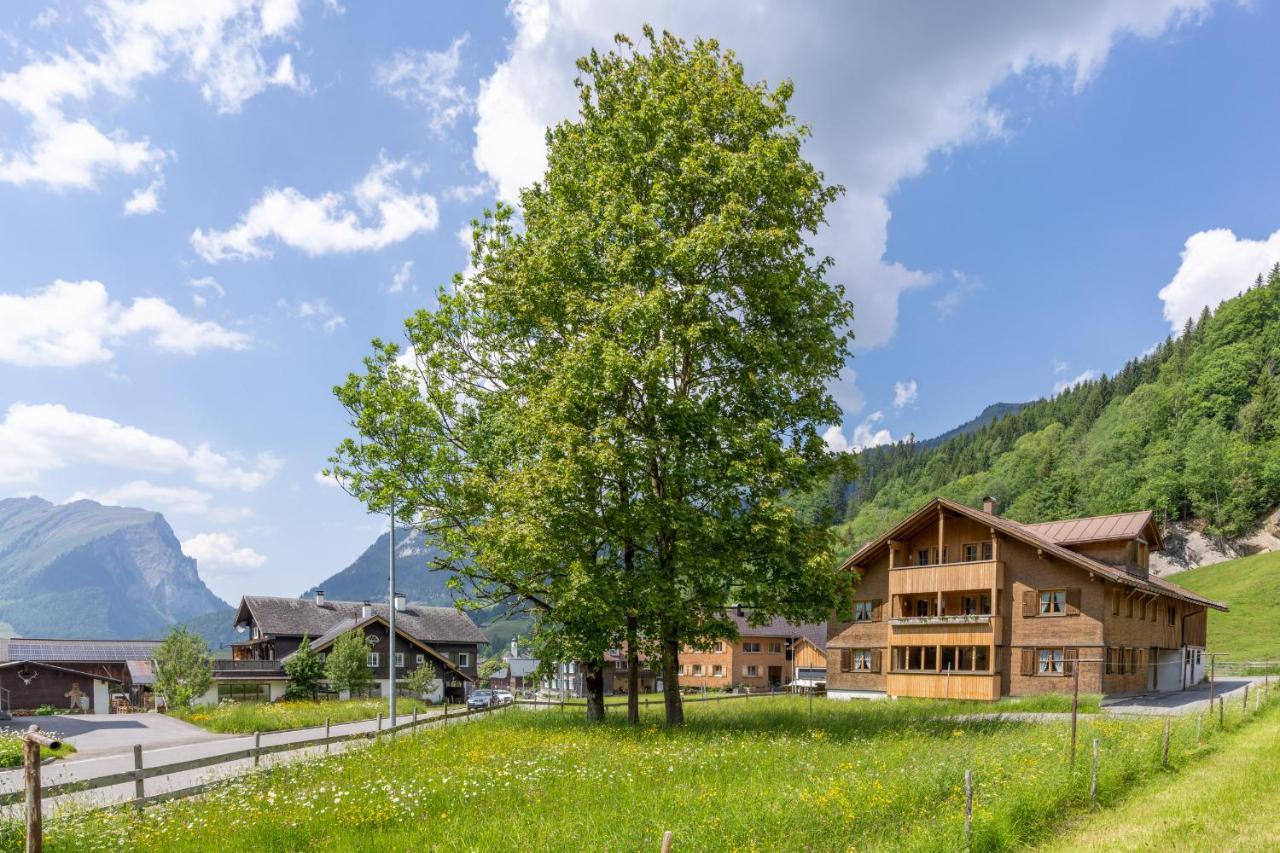 Haus Maria-Theresia Schoppernau Exterior photo